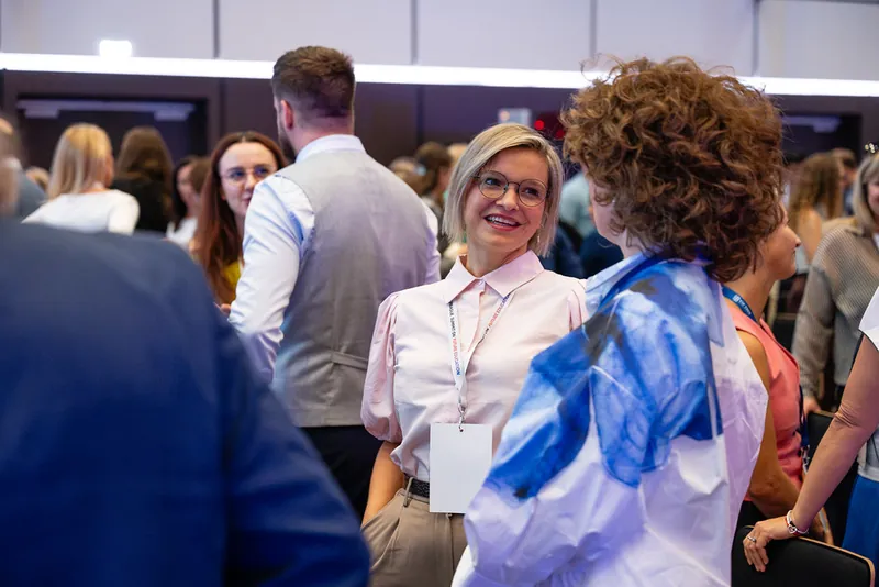 Participants meeting between sessions